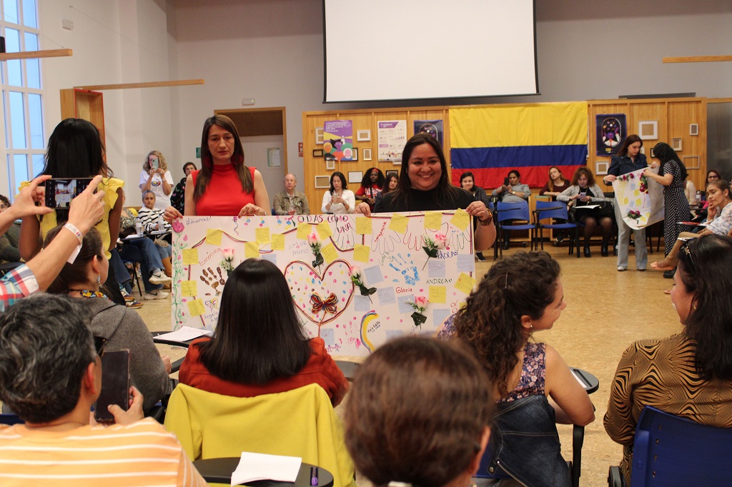 El Consulado de Colombia en Madrid acompaña la Mesa de Trabajo de Mujeres en conmemoración del 8M