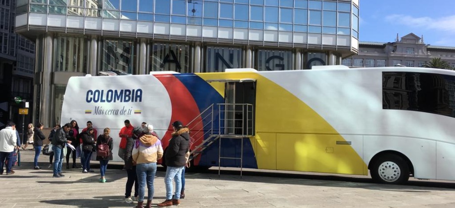 Consulado móvil en las ciudades de Ponferrada, Lugo y Pontevedra, por el consulado de Colombia en Madrid
