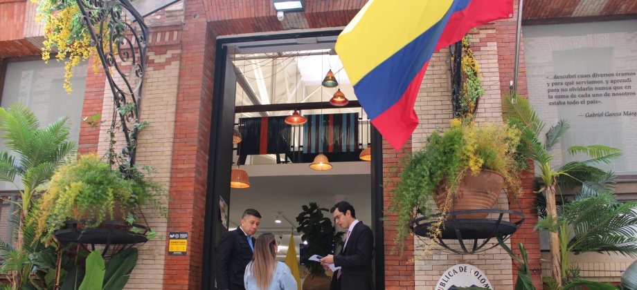 Consulado de Colombia en Madrid refuerza su compromiso ante la crisis eléctrica en Europa Occidental