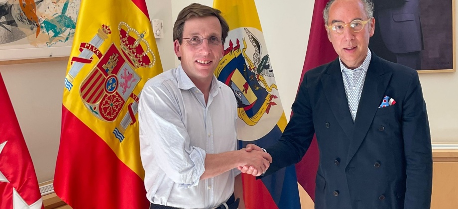 Cónsul de Colombia en Madrid, Rodrigo Pinzón Navarro, dialogó con el Alcalde de Madrid José Luis Martínez-Almeida